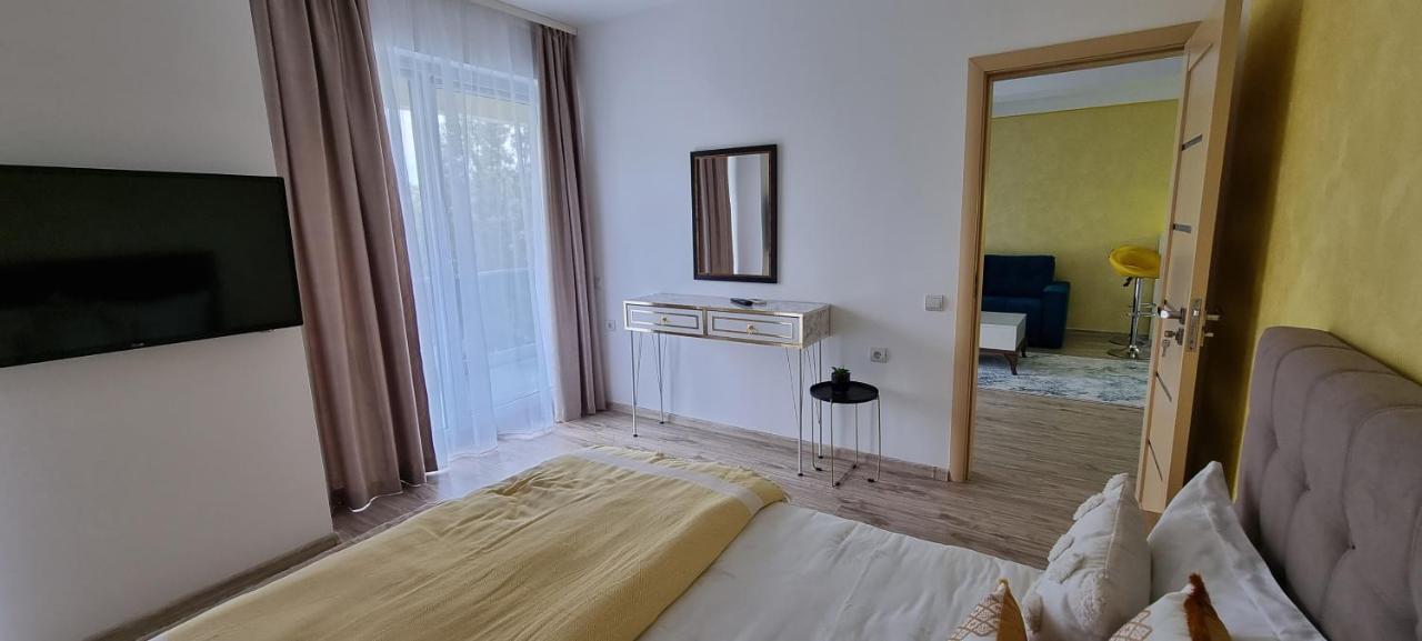 Eral Apartment 马马亚 外观 照片